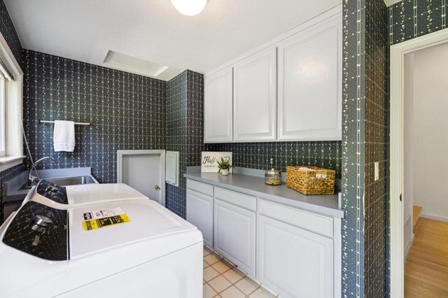 10 Salmark Court, Hillsborough, CA 94010