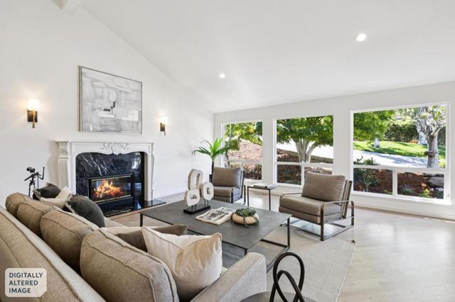 10 Salmark Court, Hillsborough, CA 94010