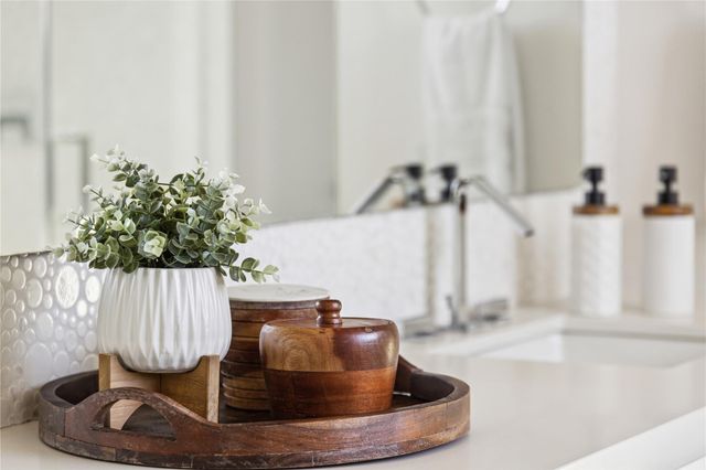 306 W Pierce Street, Houston, TX 77019