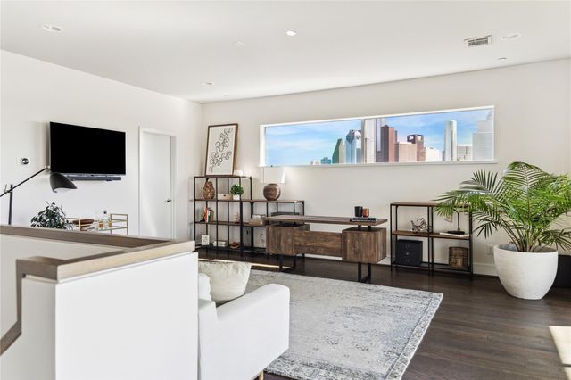 306 W Pierce Street, Houston, TX 77019