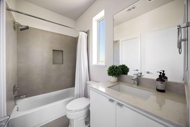 306 W Pierce Street, Houston, TX 77019