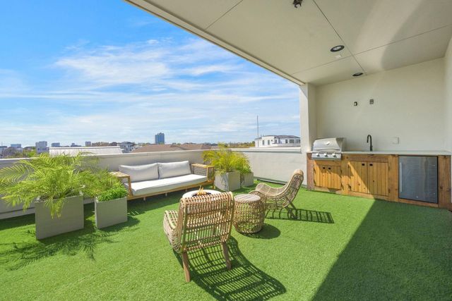 306 W Pierce Street, Houston, TX 77019