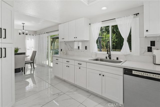 29253 Greenbrier Place, Highland, CA 92346