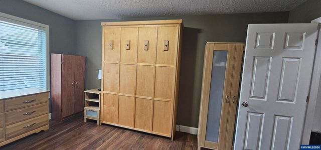 1069 Chardonnay Lp NE, Keizer, OR 97303