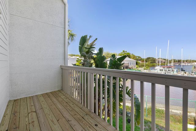 909 S Ponce De Leon Blvd, St Augustine, FL 32084