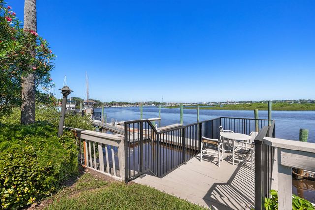 909 S Ponce De Leon Blvd, St Augustine, FL 32084