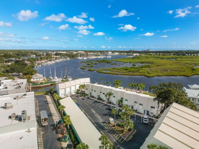 909 S Ponce De Leon Blvd, St Augustine, FL 32084