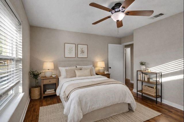 219 E Janisch Road, Houston, TX 77022