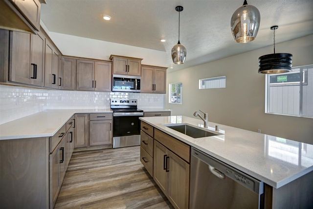 228 N Vercler Ln, Spokane Valley, WA 99216