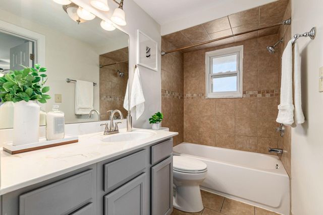 315 Denison Avenue, Columbus, OH 43230