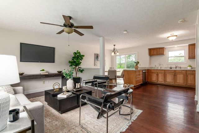 315 Denison Avenue, Columbus, OH 43230
