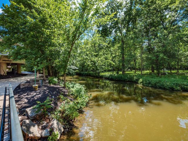 315 Denison Avenue, Columbus, OH 43230