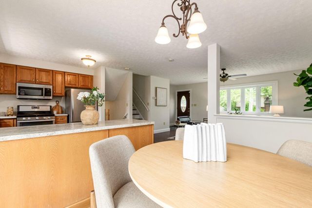 315 Denison Avenue, Columbus, OH 43230