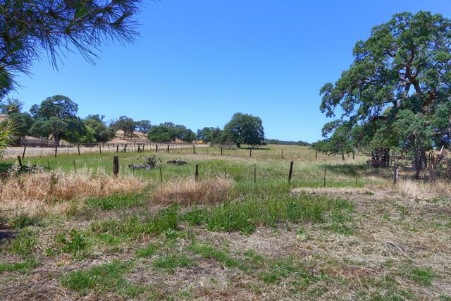2099 Old Highway, Catheys Valley, CA 95306