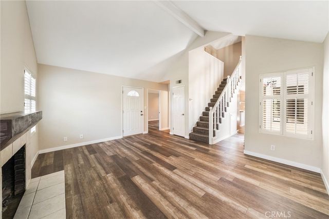 543 W Wilson 7, Costa Mesa, CA 92627