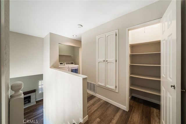 543 W Wilson 7, Costa Mesa, CA 92627