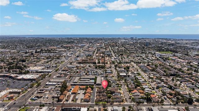 543 W Wilson 7, Costa Mesa, CA 92627