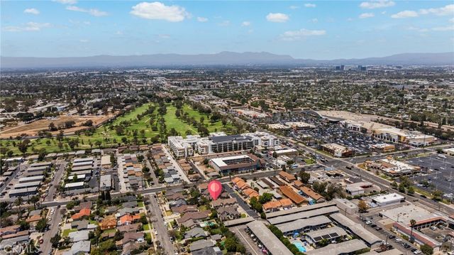 543 W Wilson 7, Costa Mesa, CA 92627