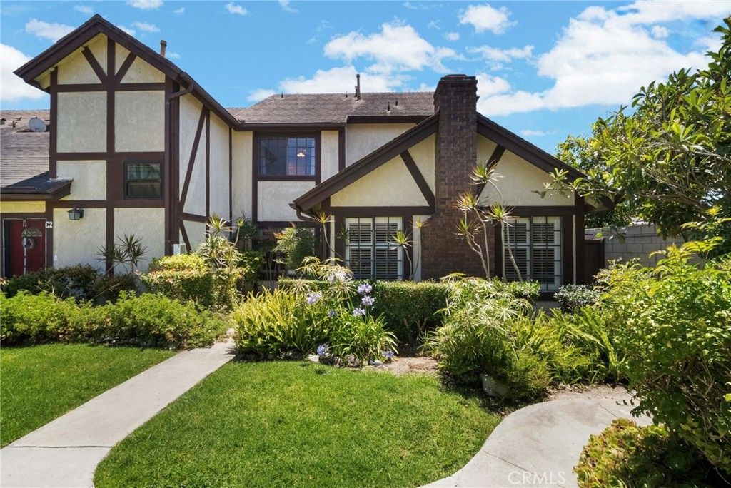 543 W Wilson 7, Costa Mesa, CA 92627