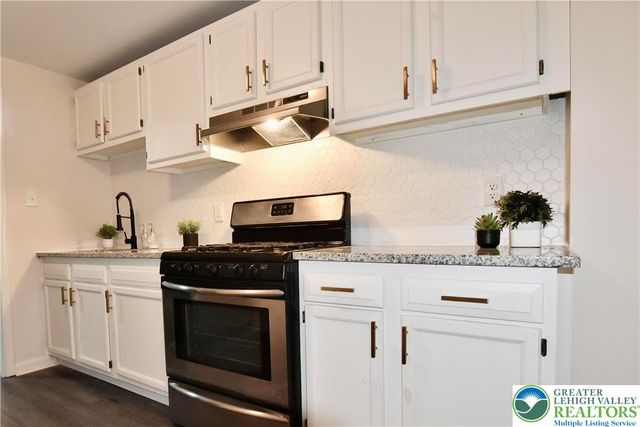 165 West Pine Street, Allentown City, PA 18102