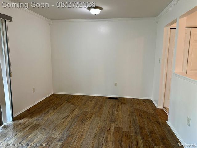 2057 W Franklin Drive 41, Canton, MI 48187