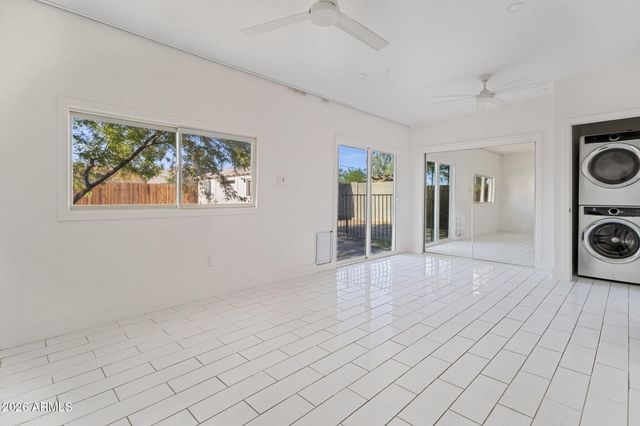 1950 W PALM Lane, Phoenix, AZ 85009