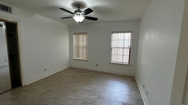 3323 Cloverdale Street, Houston, TX 77025