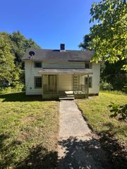 131 furman street, Enoree, SC 29388
