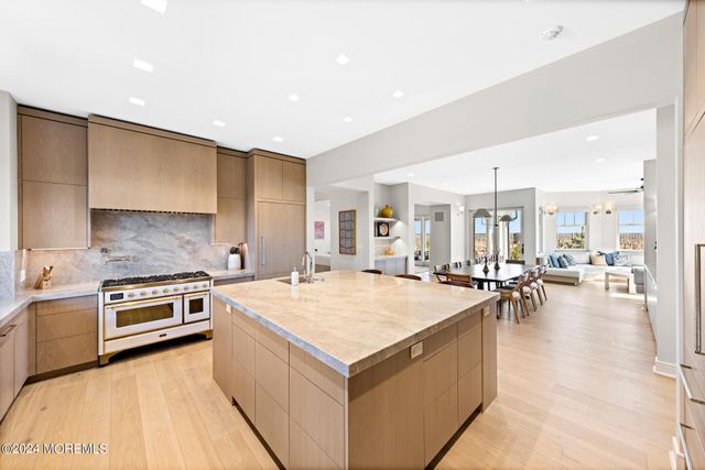 1437 Ocean Avenue, Mantoloking, NJ 08738