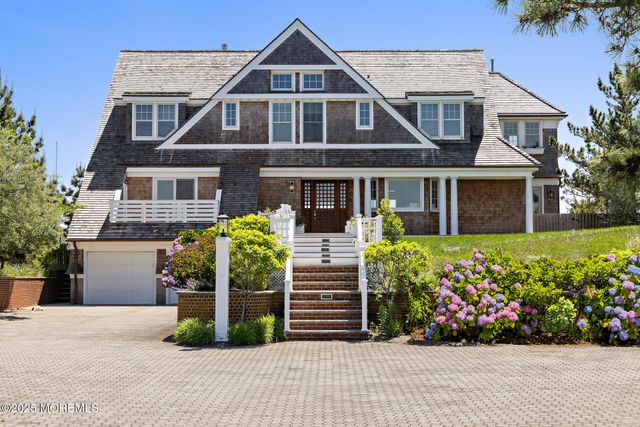 1437 Ocean Avenue, Mantoloking, NJ 08738