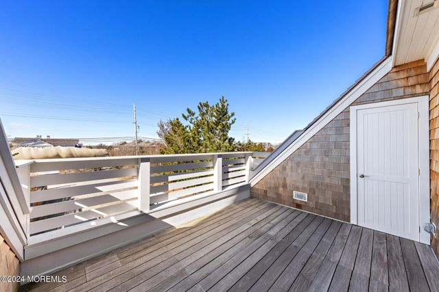 1437 Ocean Avenue, Mantoloking, NJ 08738