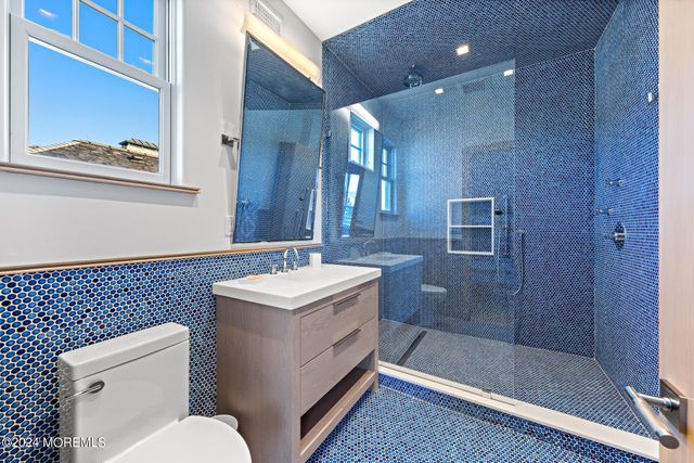 1437 Ocean Avenue, Mantoloking, NJ 08738