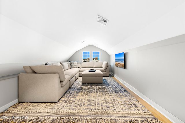 1437 Ocean Avenue, Mantoloking, NJ 08738