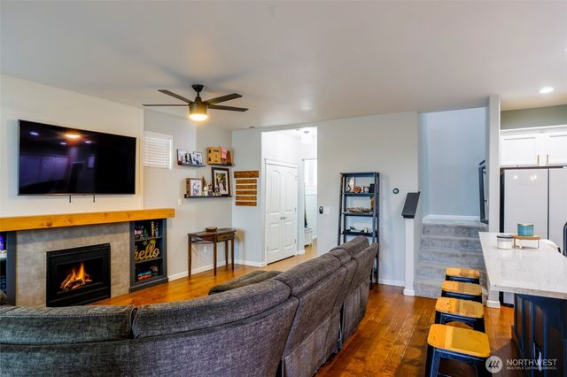 3823 Westar Avenue SW, Bremerton, WA 98312