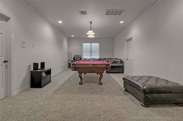 412 W Sunset Court, Catoosa, OK 74015