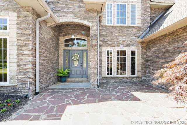 412 W Sunset Court, Catoosa, OK 74015