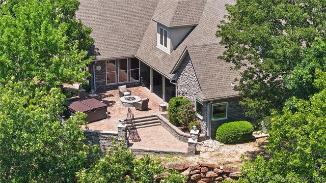 412 W Sunset Court, Catoosa, OK 74015