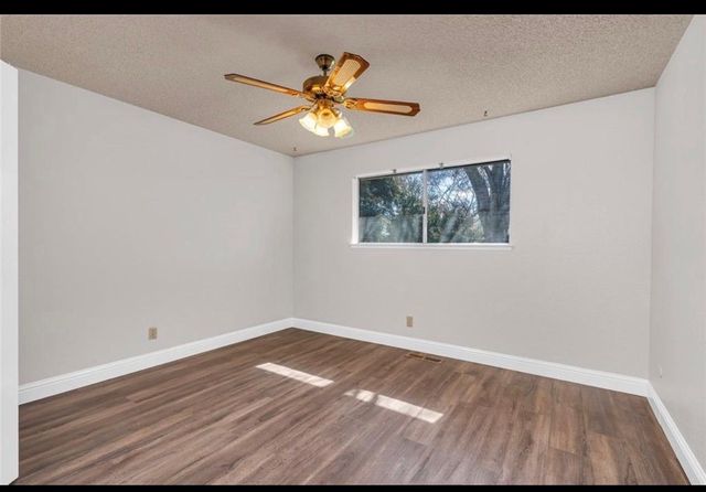 2265 E Herndon Avenue, Fresno, CA 93720