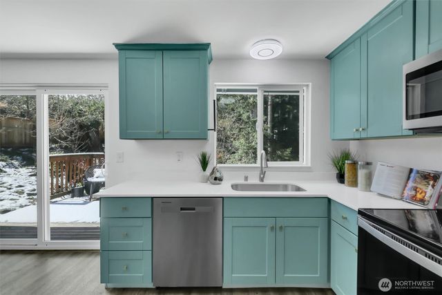 42921 SE 168th Place, North Bend, WA 98045