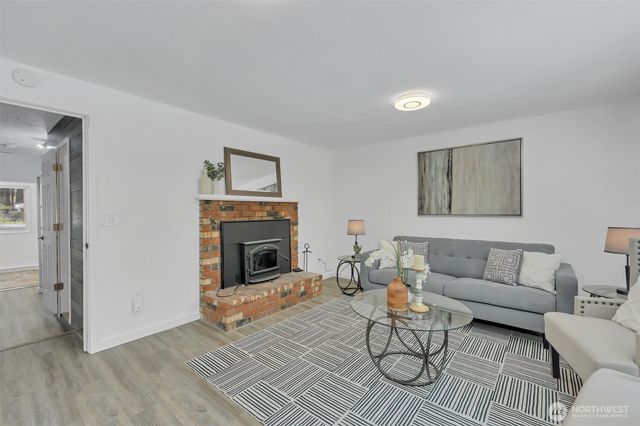 42921 SE 168th Place, North Bend, WA 98045