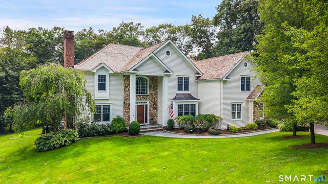 5 Aspetuck Glen, Weston, CT 06883