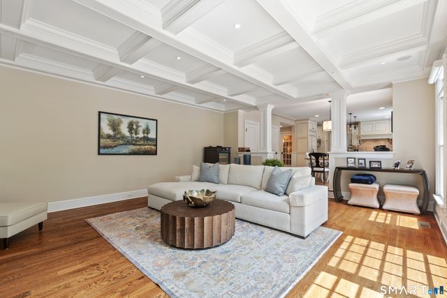 5 Aspetuck Glen, Weston, CT 06883