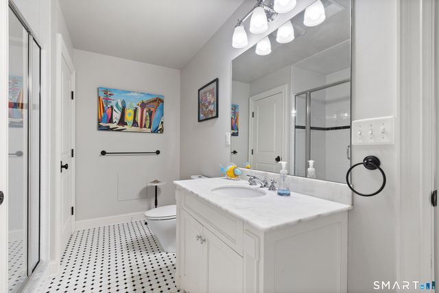 5 Aspetuck Glen, Weston, CT 06883