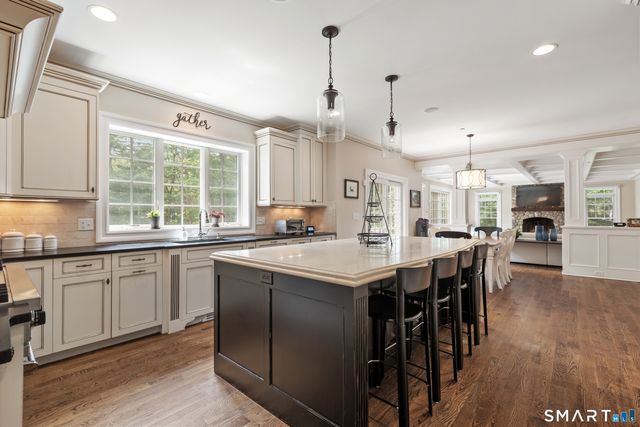 5 Aspetuck Glen, Weston, CT 06883