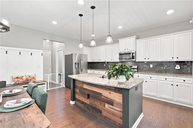 1800 Ridge Road, Canton, GA 30114