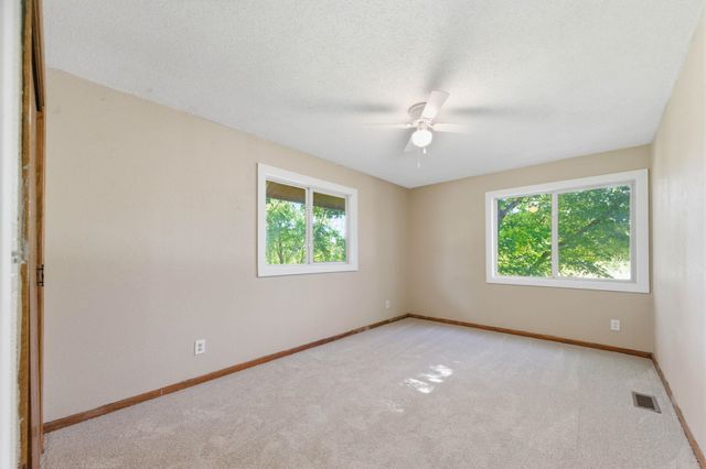 1625 N Single Tree Cir, Andover, KS 67002