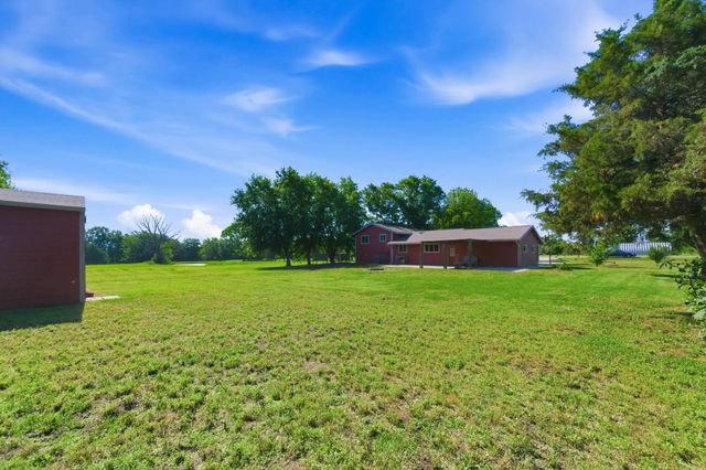 1625 N Single Tree Cir, Andover, KS 67002