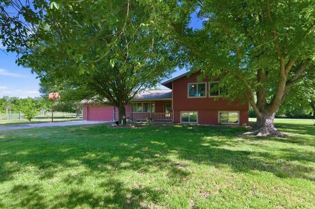 1625 N Single Tree Cir, Andover, KS 67002