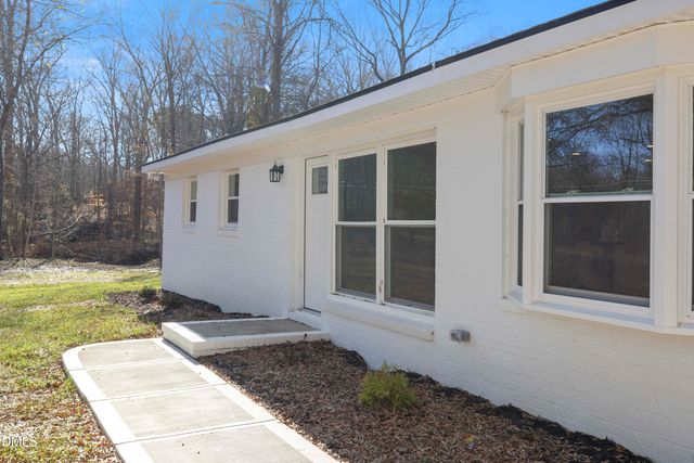 5525 Glenoaks Drive, Durham, NC 27712