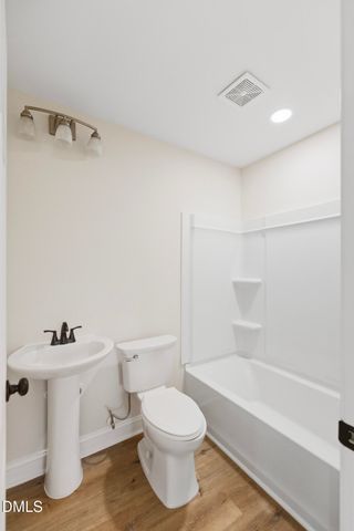 5525 Glenoaks Drive, Durham, NC 27712